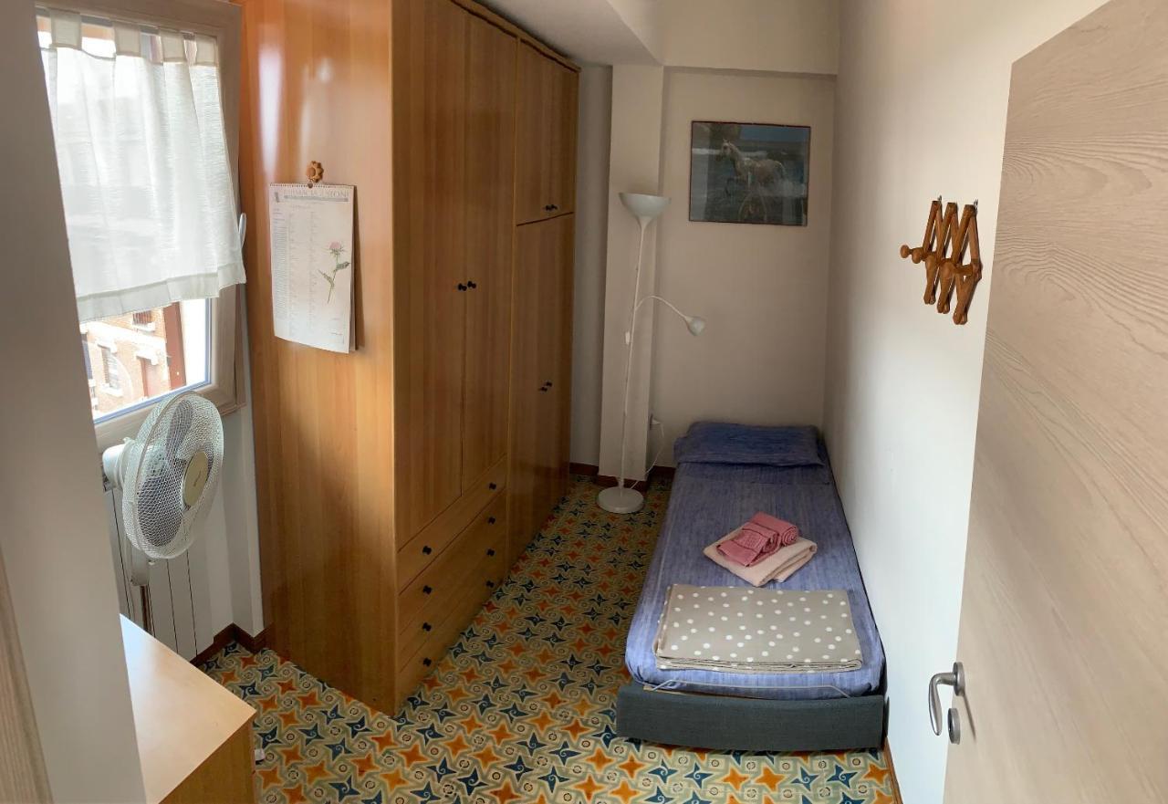Attico Mansardato Affacciato Sul Cuore Di Brescia Exterior photo